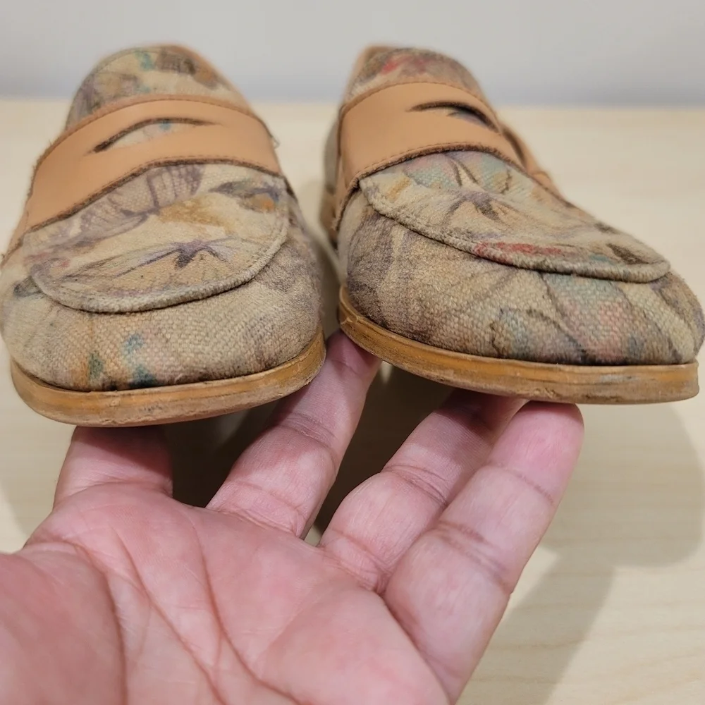 Sz 37 EU BluBlonc Caylee Leather Butterfly Loafers